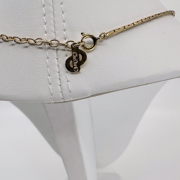 Christian Dior Pearl Necklace - Picture 4 of 5